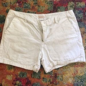 Merona White Textured Shorts Size 8
